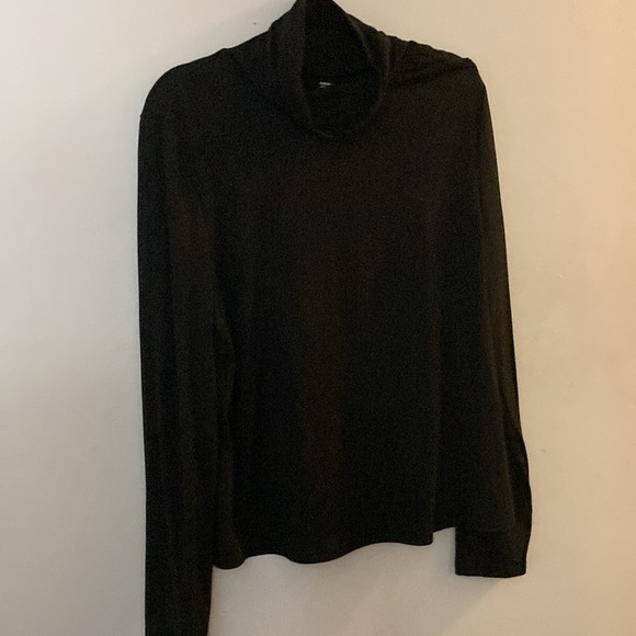 NWOT SEIN CURVE BLACK TURTLENECK - Picture 7 of 9